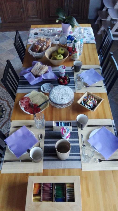 B&B Villa Monterosa Con Piscina Castronno Ngoại thất bức ảnh