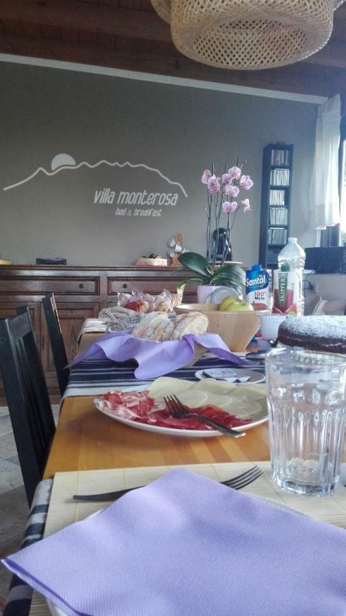 B&B Villa Monterosa Con Piscina Castronno Ngoại thất bức ảnh