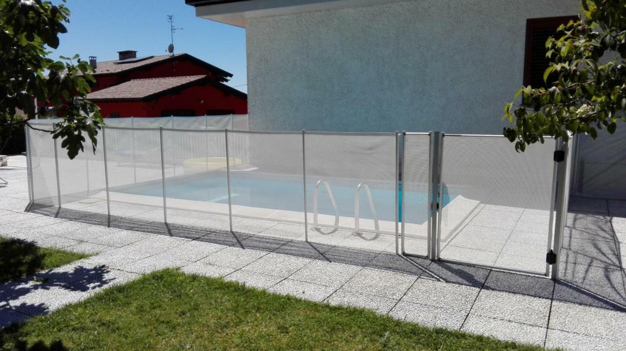 B&B Villa Monterosa Con Piscina Castronno Ngoại thất bức ảnh
